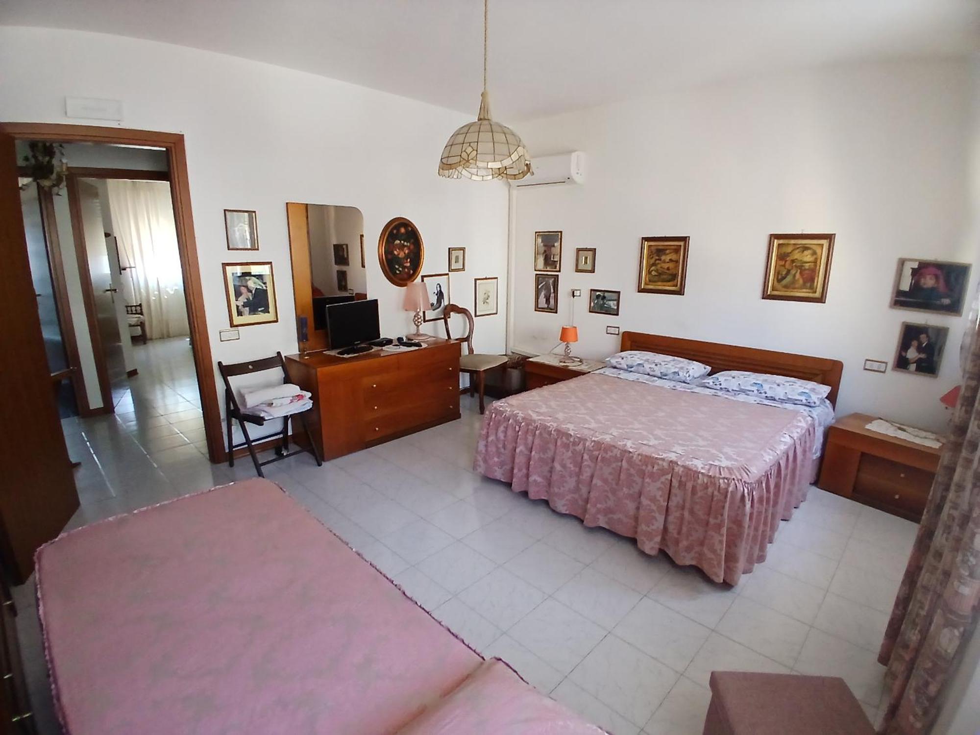 آولا Il Melograno B&B With Private Bathrooms المظهر الخارجي الصورة